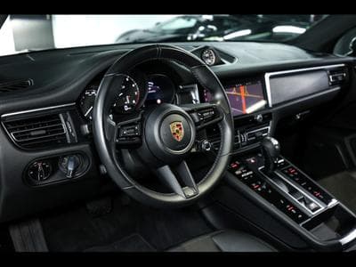 Porsche Macan III GTS PDK – VOLCANO GREY (2021) - Photo 9