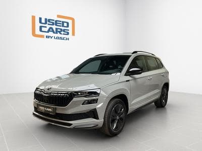 Skoda Karoq Sportsline+DSG+P.Travel+AHK+Easy-Open+Led+Navi (2025) - Photo 1