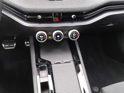 Skoda Superb Sportline (2026) - Photo 12