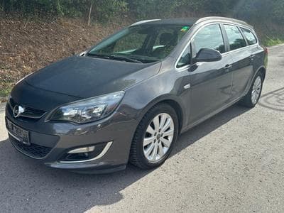 Opel Astra 1.7 Ecoflex 110cv (2014) - Photo 1