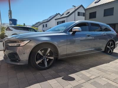 Volvo V90 R-Design (2018) - Photo 1