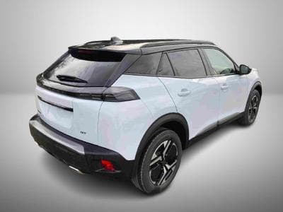 Peugeot 2008 1.2 Hybrid 145 E-DSC6 GT (2025) - Photo 5
