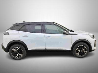 Peugeot 2008 1.2 Hybrid 145 E-DSC6 GT (2025) - Foto 6