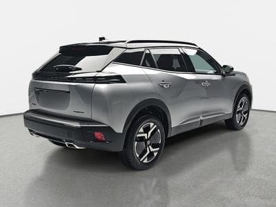 Peugeot 2008 1.2 Hybrid 145 E-DSC6 GT (2025) - Photo 4