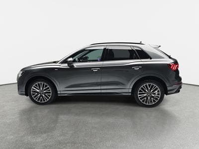 Audi Q3 35 TFSI S-Tronic 150  S-Line (2025) - Foto 3