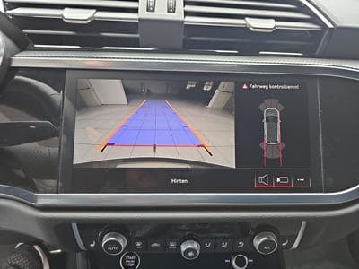 Audi Q3 35 TFSI S-Tronic 150  S-Line (2025) - Foto 9