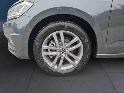 VW Touran 1.5 TSI 150 DSG Confortline 7 places (2025) - Photo 4