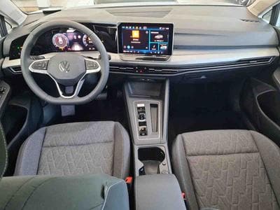 VW Golf 1.5 eTSI 150 DSG LIFE (2026) - Photo 6