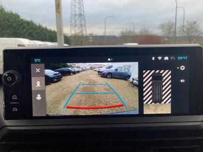 Citroën Jumpy 2.0 BlueHDI EAT8 180 XL Double Cabine Confort (2025) - Photo 15