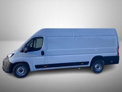 Peugeot Boxer 2.2 BlueHDI 180 EAT8 L4H2 (2026) - Photo 7