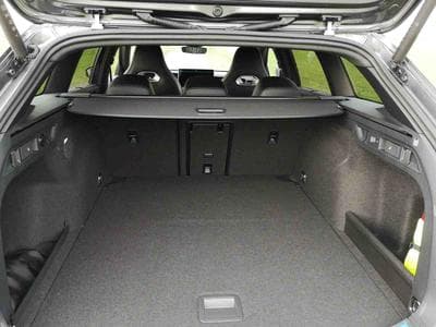 VW Passat 2.0 TDI 193 DSG 4 Motion R-Line (2026) - Foto 11