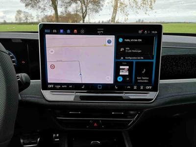 VW Passat 2.0 TDI 193 DSG 4 Motion R-Line (2026) - Foto 9