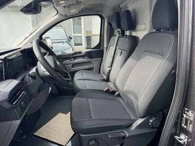 Ford Transit 2.0 ECOBLUE 170 BVA L2H1 Limitited (2025) - Foto 10