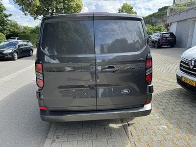 Ford Transit 2.0 ECOBLUE 170 BVA L2H1 Limitited (2025) - Foto 7