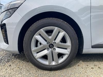 Renault Clio 1.5 dCi 101  Evolution (2025) - Photo 9