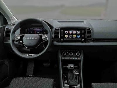 Skoda Karoq 1.5 TSi 150 DSG SELECTION (2025) - Foto 5