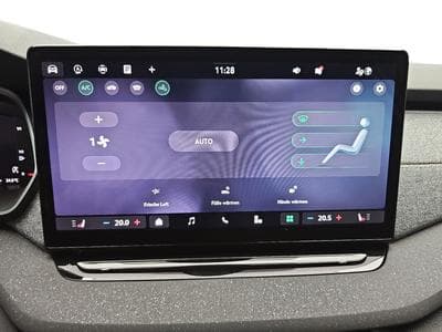 Skoda Octavia 1.5 TSi 150 DSG SELECTION (2025) - Photo 12