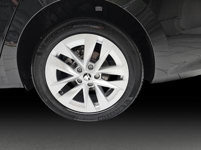 Skoda Octavia 1.5 TSi 150 DSG SELECTION (2025) - Photo 6