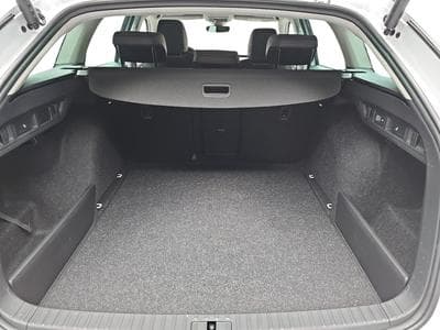 Skoda Octavia 1.5 TSi 150 DSG SELECTION (2025) - Photo 9