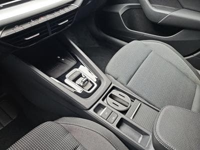 Skoda Octavia 1.5 TSi 150 DSG SELECTION (2025) - Photo 11