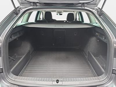 Skoda Octavia 1.5 TSi 150 DSG SELECTION (2025) - Photo 13