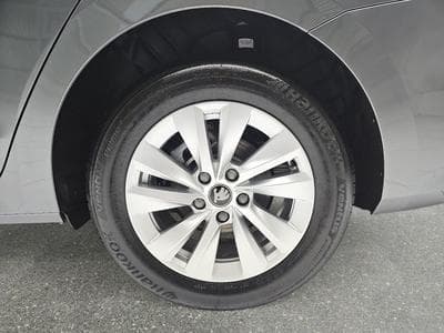 Skoda Octavia 1.5 TSi 150 DSG SELECTION (2025) - Photo 5