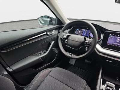 Skoda Octavia 1.5 TSi 150 DSG SELECTION (2025) - Photo 7