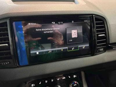 Skoda Karoq 2.0 TSi 190 DSG Sportline 4x4 (2025) - Photo 13