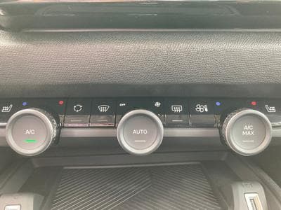 Citroën C4 1.2 Hybride e-DSC6 145 MAX (2025) - Foto 13