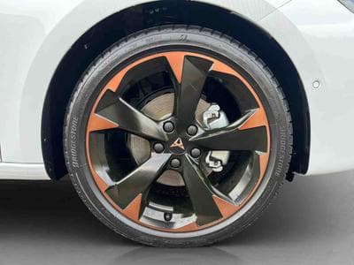 Cupra Leon 1.5 eTSi DSG 150 Kombi (2025) - Photo 6