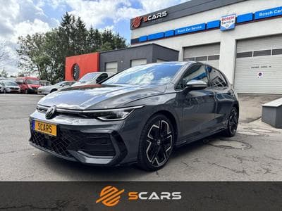 VW Golf 1.5 TSI R-Line DSG 150cv (2025) - Foto 1