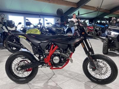 Beta RR Motard 125 (2026) - Photo 1