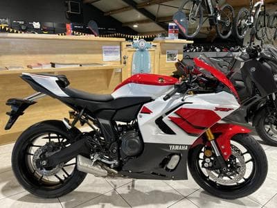 Yamaha R7 70 TH (2026) - Photo 1