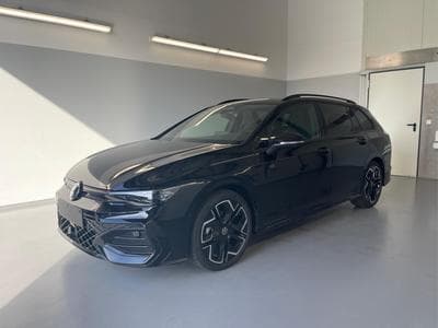 VW Golf Variant R-Line (2026) - Photo 1