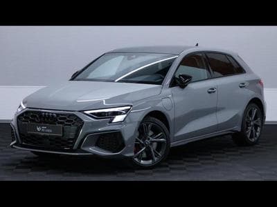 Audi A3 45TFSIe PHEV 245ch Sportback (2024) - Foto 1