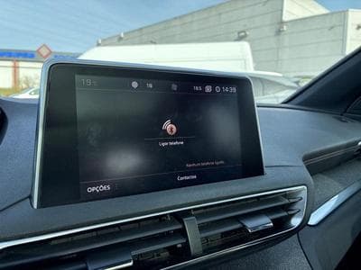 PEUGEOT 3008 1.2 PureTech 130ch S&S GT Line (2020) - Foto 6