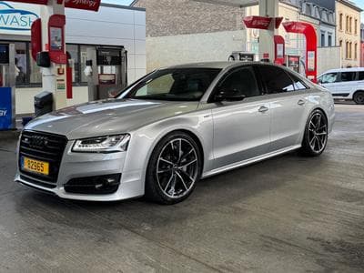 Audi S8 Plus (2016) - Photo 1