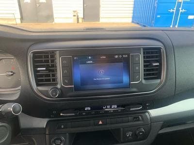 Toyota ProAce VIP 9 Places (2019) - Photo 10