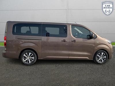 Toyota ProAce VIP 9 Places (2019) - Photo 6