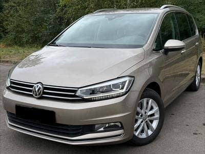 VW Touran Highline (2016) - Photo 1