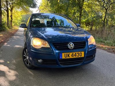 VW Polo TOUR (2007) - Photo 1