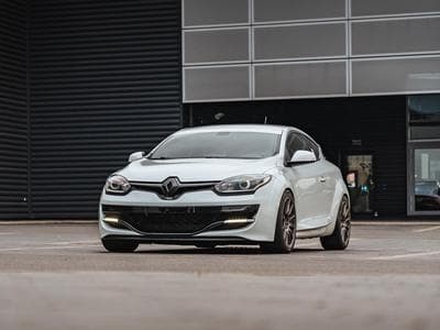 Renault Megane RS - phase 3 - 265ch (2014) - Photo 1
