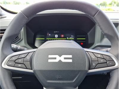 Dacia Duster 1.2 TCe 130 Extreme (2025) - Photo 9