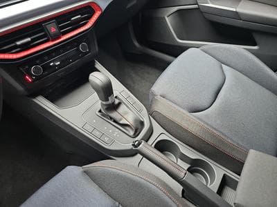 Seat Ibiza 1.0 TSi 116 DSG  FR (2025) - Foto 12