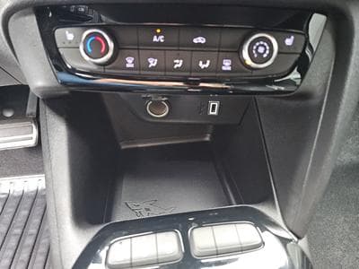 Opel Corsa 1.2 TURBO 101 Auto  GS (2025) - Photo 11