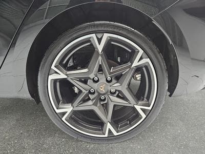 Cupra Leon 1.5 eTSi DSG 150 (2025) - Foto 6