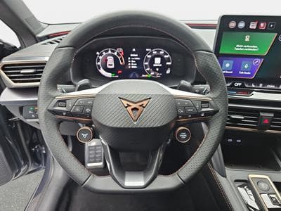 Cupra Leon 1.5 eTSi DSG 150 (2025) - Photo 13