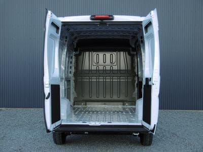 Citroën Jumper 2.2 BlueHDI 140 L2H2 (2025) - Photo 13