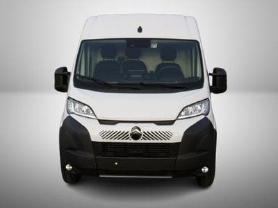 Citroën Jumper 2.2 BlueHDI 140 L2H2 (2025) - Foto 2