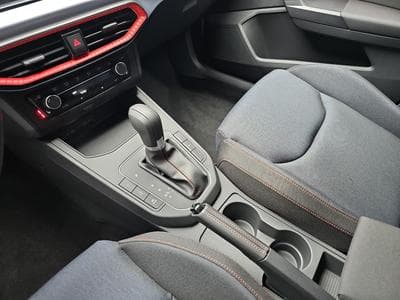 Seat Ibiza 1.0 TSi 116 DSG  FR (2025) - Foto 12